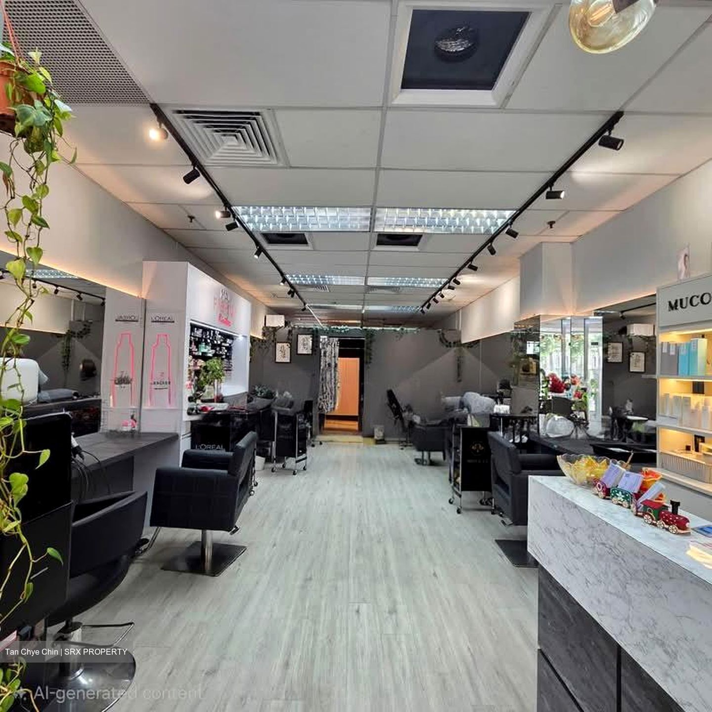North Bridge Centre (D7), Office #567476651